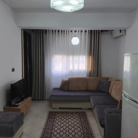 Apartment Blin's